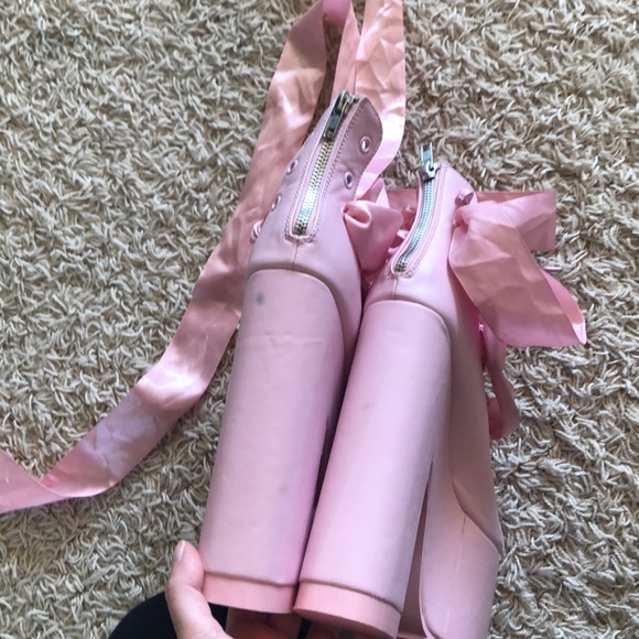 YRU Ballerina Platform Heels - Picture 5 of 5